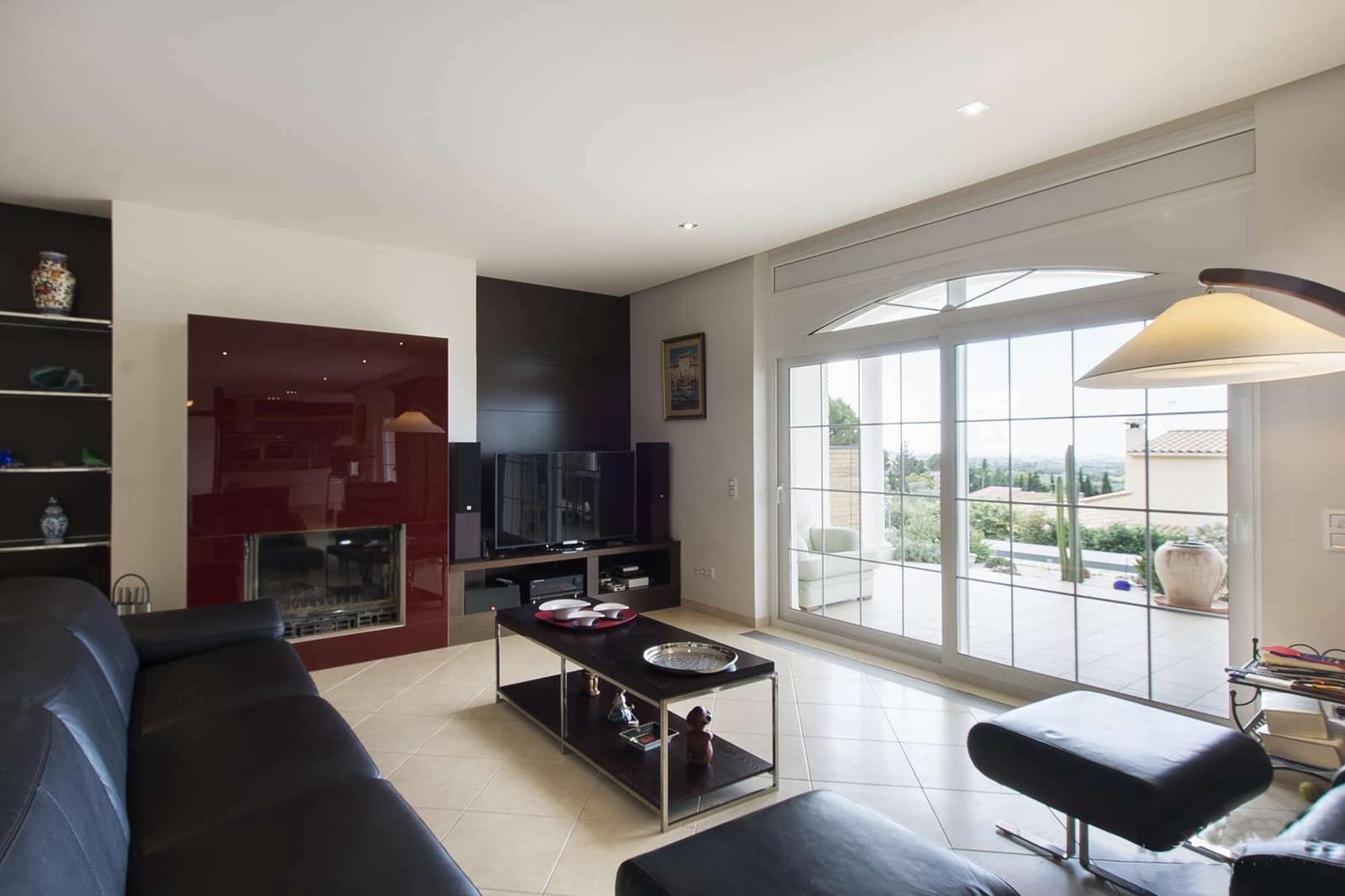 3 bedroom Villa for sale in Pau with pool garage - € 1,650,000 (Ref: 9759201)