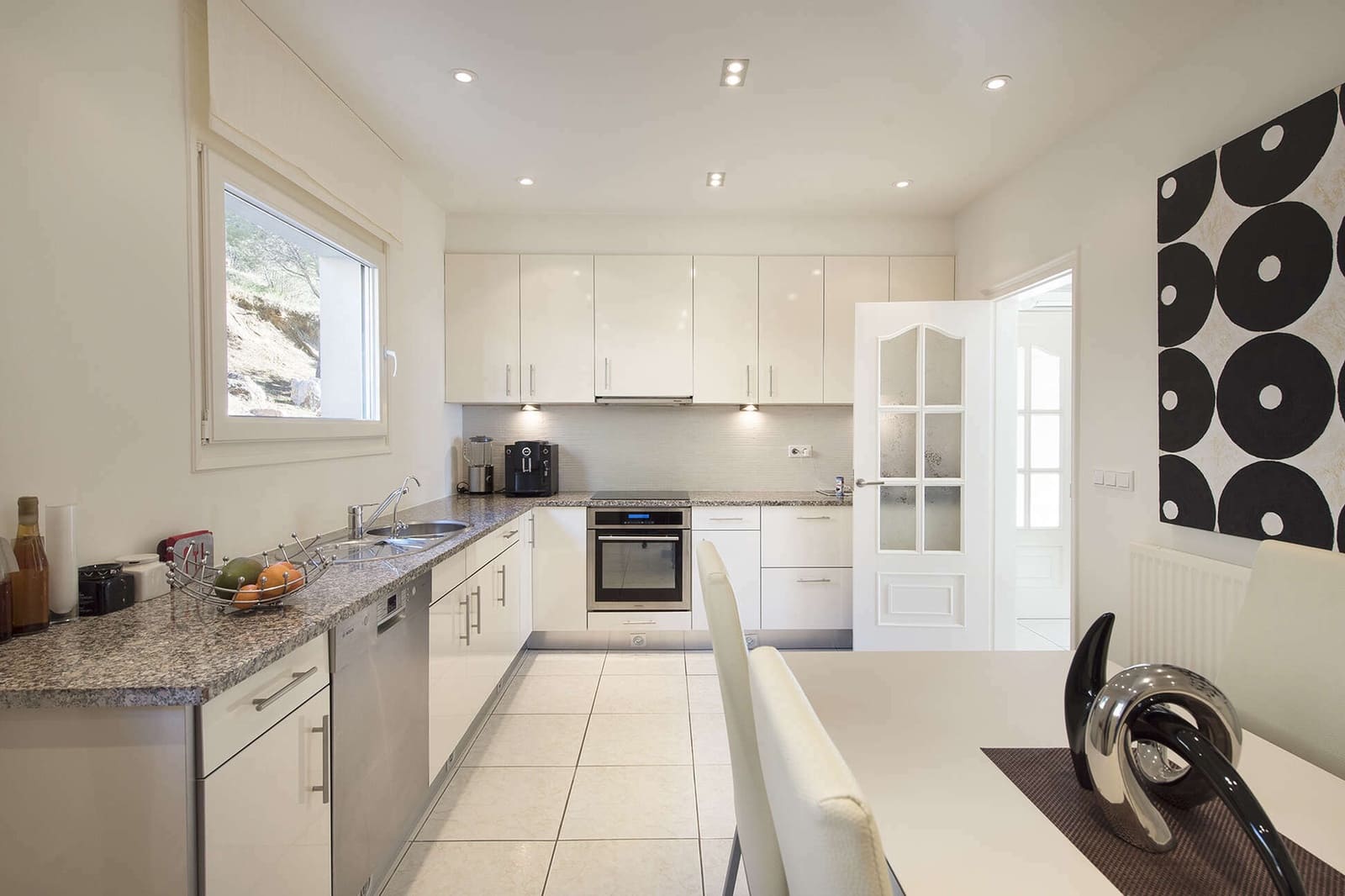 4 bedroom Villa for sale in Pau with pool garage - € 1,575,000 (Ref: 9759202)