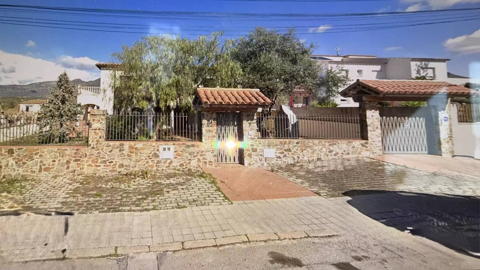 4 soveværelse Villa til salg i Roses med swimmingpool - € 564.500 (Ref: 9759204)