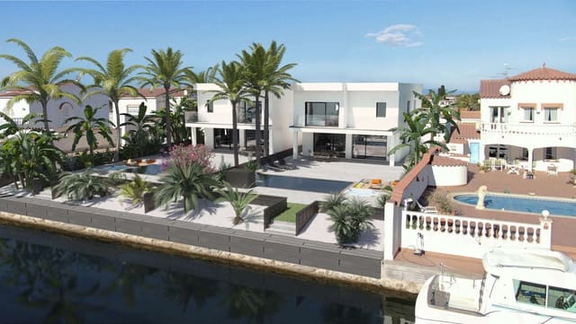 5 soveværelse Villa til salg i Empuriabrava, Castelló d'Empúries med swimmingpool garage - € 1.290.000 (Ref: 9759208)