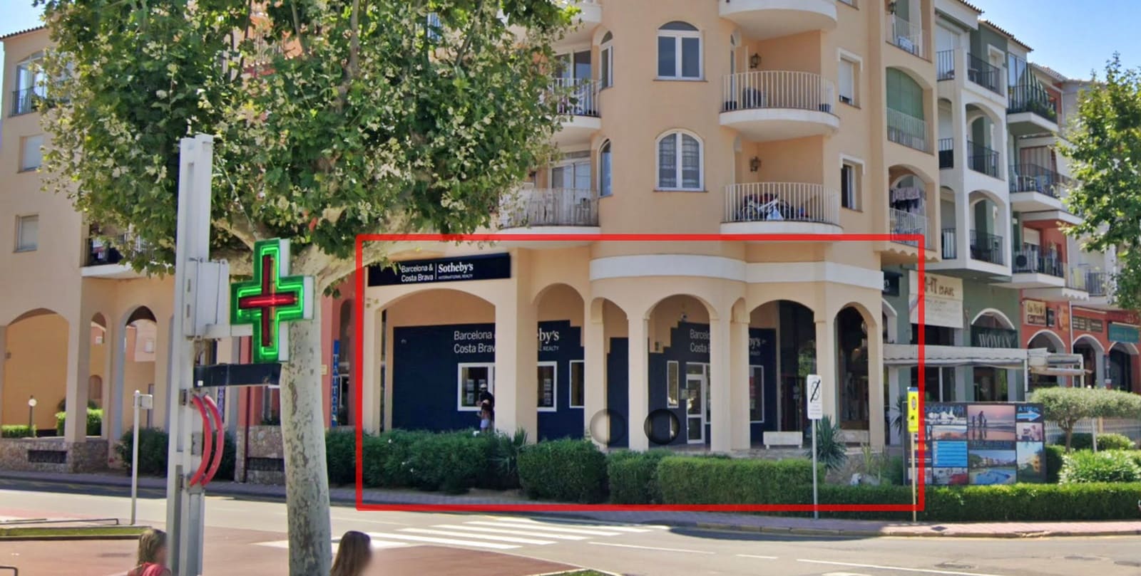 Commercieel te koop in Empuriabrava - € 295.000 (Ref: 9759209)