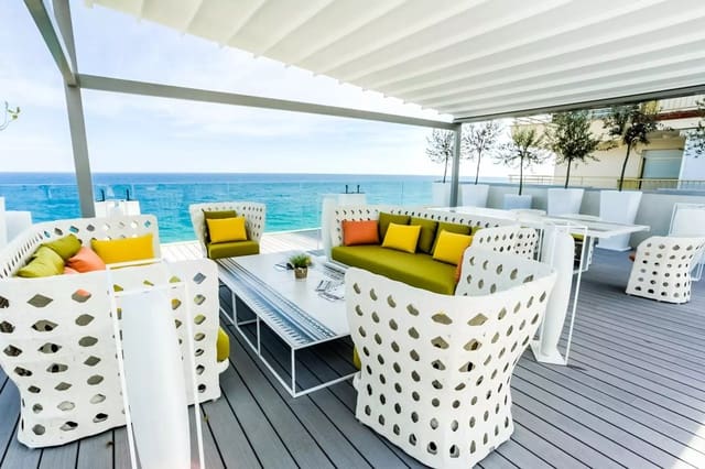 Ruin til salg i Platja d'Aro, Castell-Platja d'Aro - € 16.000.000 (Ref: 9759210)