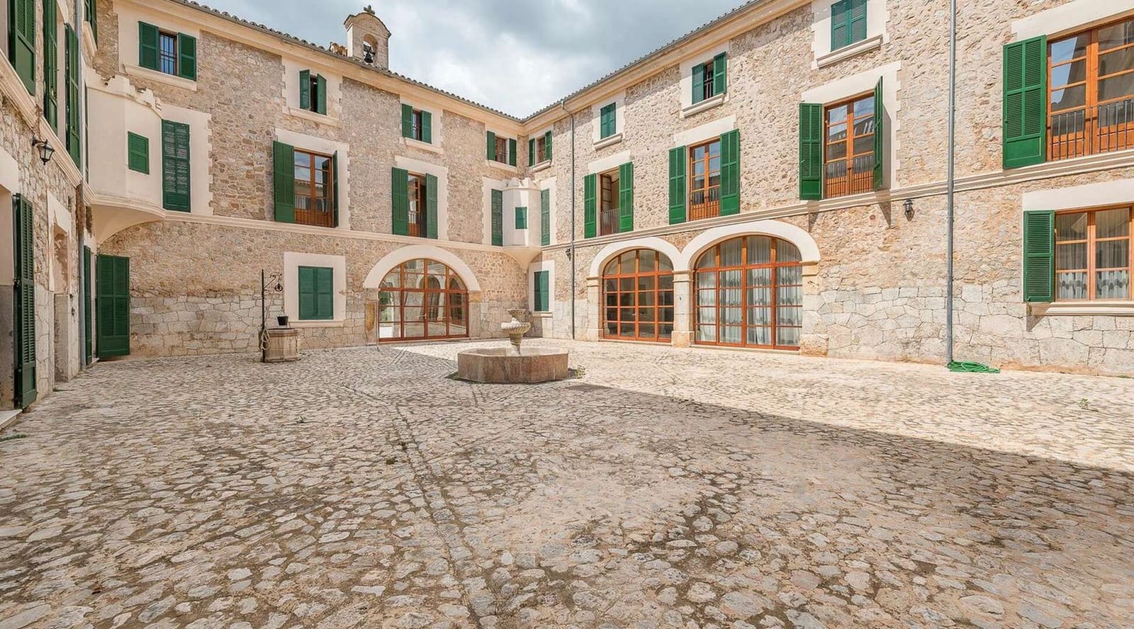 84 camera da letto Finca/Casa di Campagna in vendita in Valldemosa con piscina garage - 23.000.000 € (Rif: 9759216)