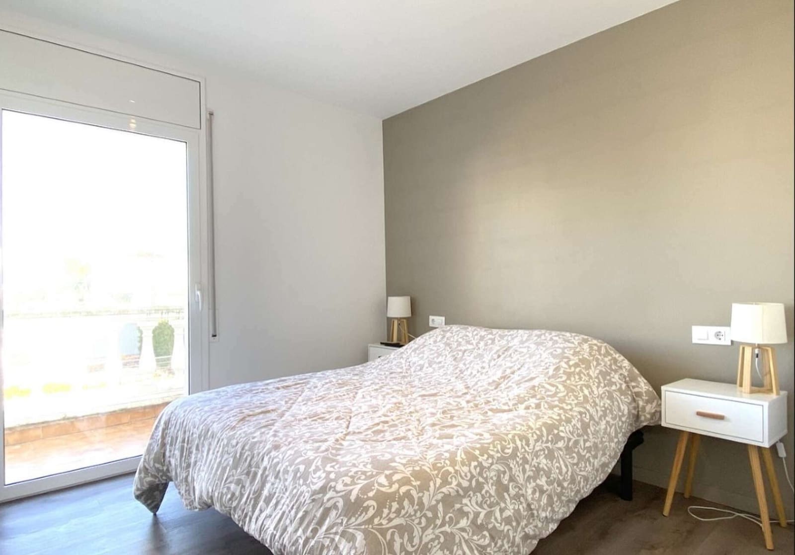 4 slaapkamer Villa te koop in Empuriabrava met garage - € 699.000 (Ref: 9759218)