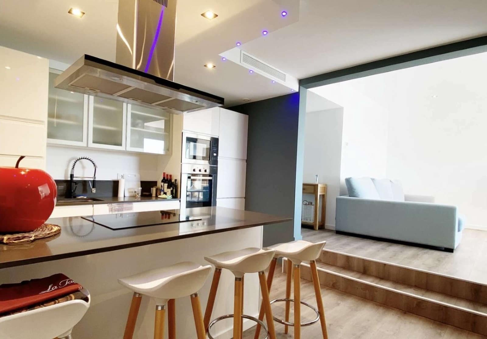 4 slaapkamer Villa te koop in Empuriabrava met garage - € 699.000 (Ref: 9759218)