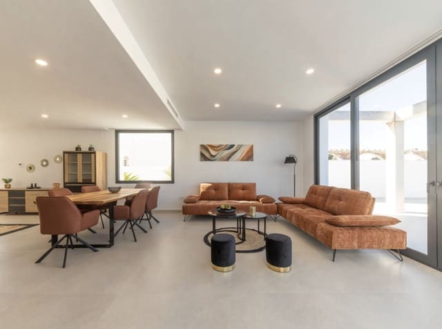 4 slaapkamer Villa te koop in Empuriabrava, Castelló d'Empúries met zwembad garage - € 1.290.000 (Ref: 9759220)