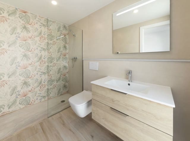 4 slaapkamer Villa te koop in Empuriabrava, Castelló d'Empúries met zwembad garage - € 1.290.000 (Ref: 9759220)