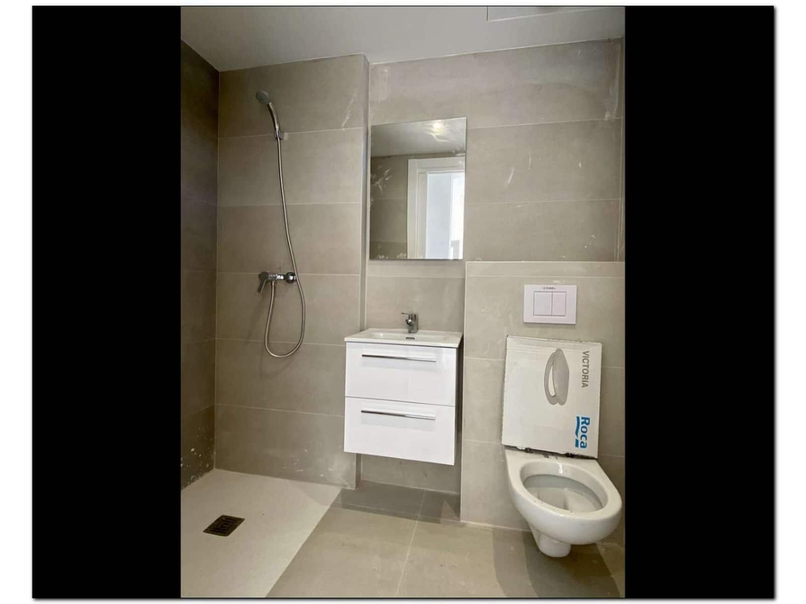 4 sypialnia Dom blizniak na sprzedaż w Empuriabrava z basenem - 789 000 € (Ref: 9759223)