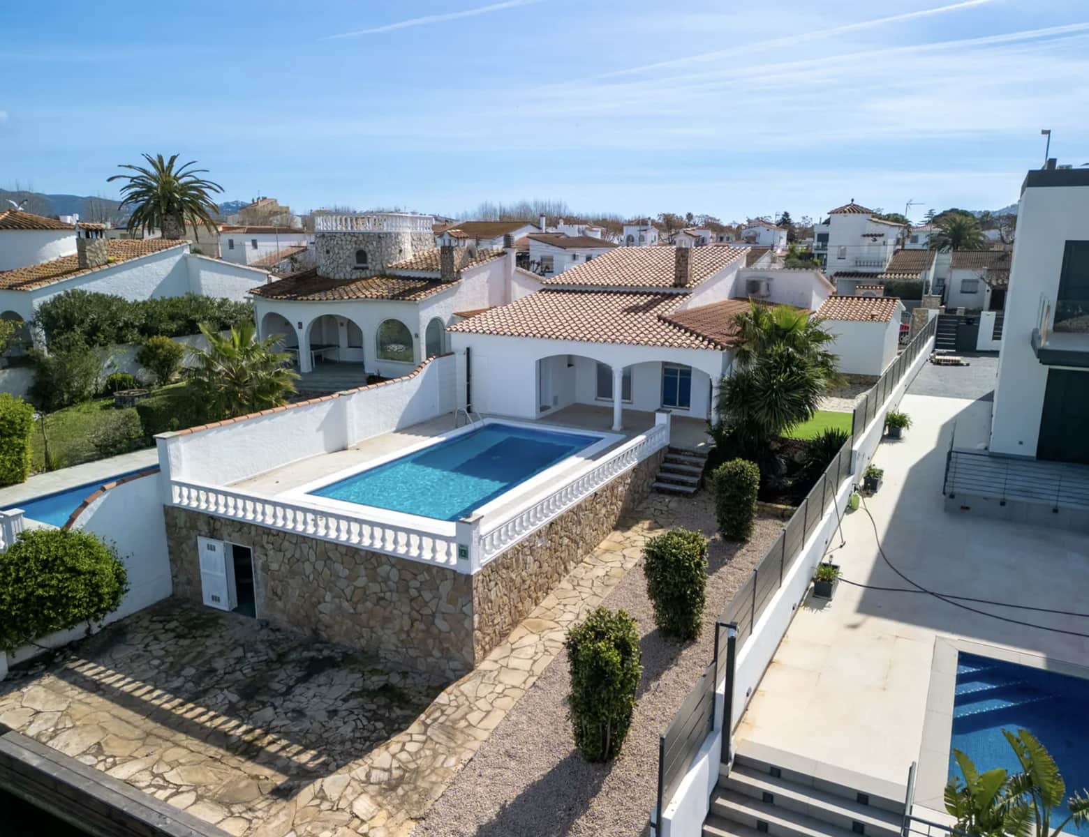 3 sovrum Villa till salu i Empuriabrava med pool garage - 995 000 € (Ref: 9815753)