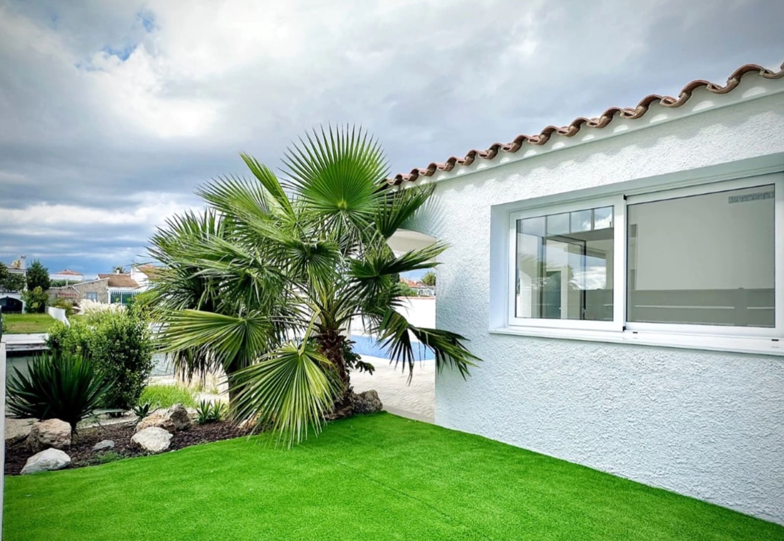 3 sovrum Villa till salu i Empuriabrava med pool garage - 995 000 € (Ref: 9815753)
