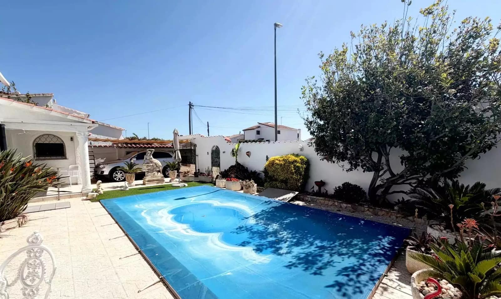 4 soverom Villa til salgs i Empuriabrava med svømmebasseng garasje - € 1 280 000 (Ref: 9859728)