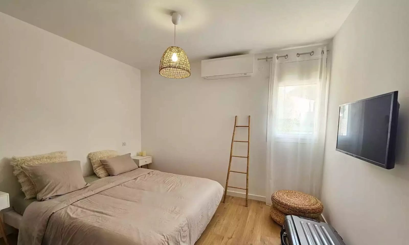 6 quarto Moradia para venda em Empuriabrava com piscina garagem - 1 399 000 € (Ref: 9859730)
