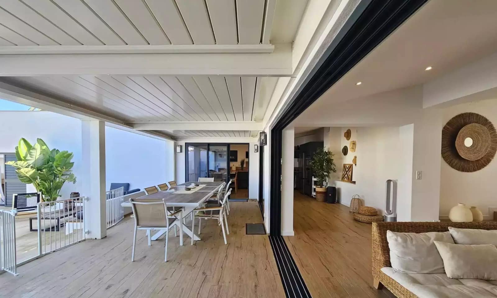 6 quarto Moradia para venda em Empuriabrava com piscina garagem - 1 399 000 € (Ref: 9859730)