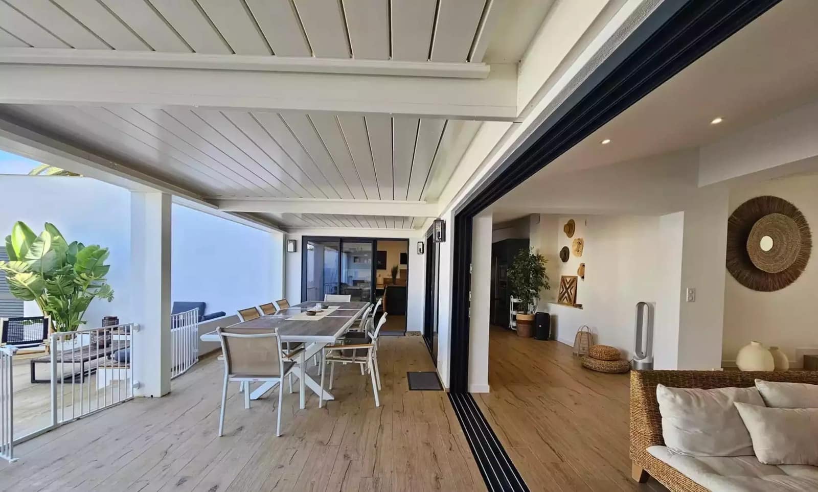 6 quarto Moradia para venda em Empuriabrava com piscina garagem - 1 399 000 € (Ref: 9859730)