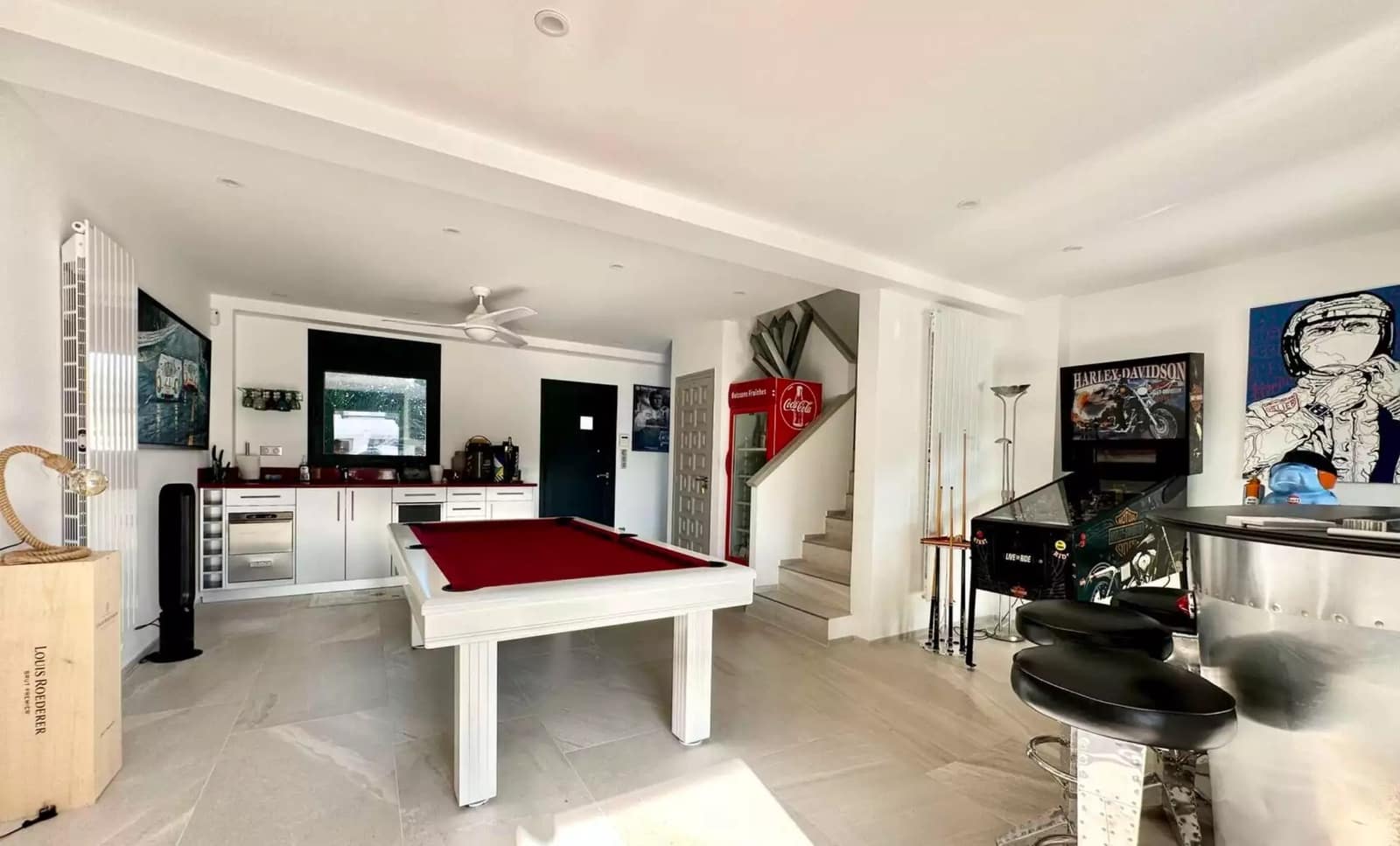 6 slaapkamer Villa te koop in Empuriabrava met zwembad garage - € 1.650.000 (Ref: 9859731)