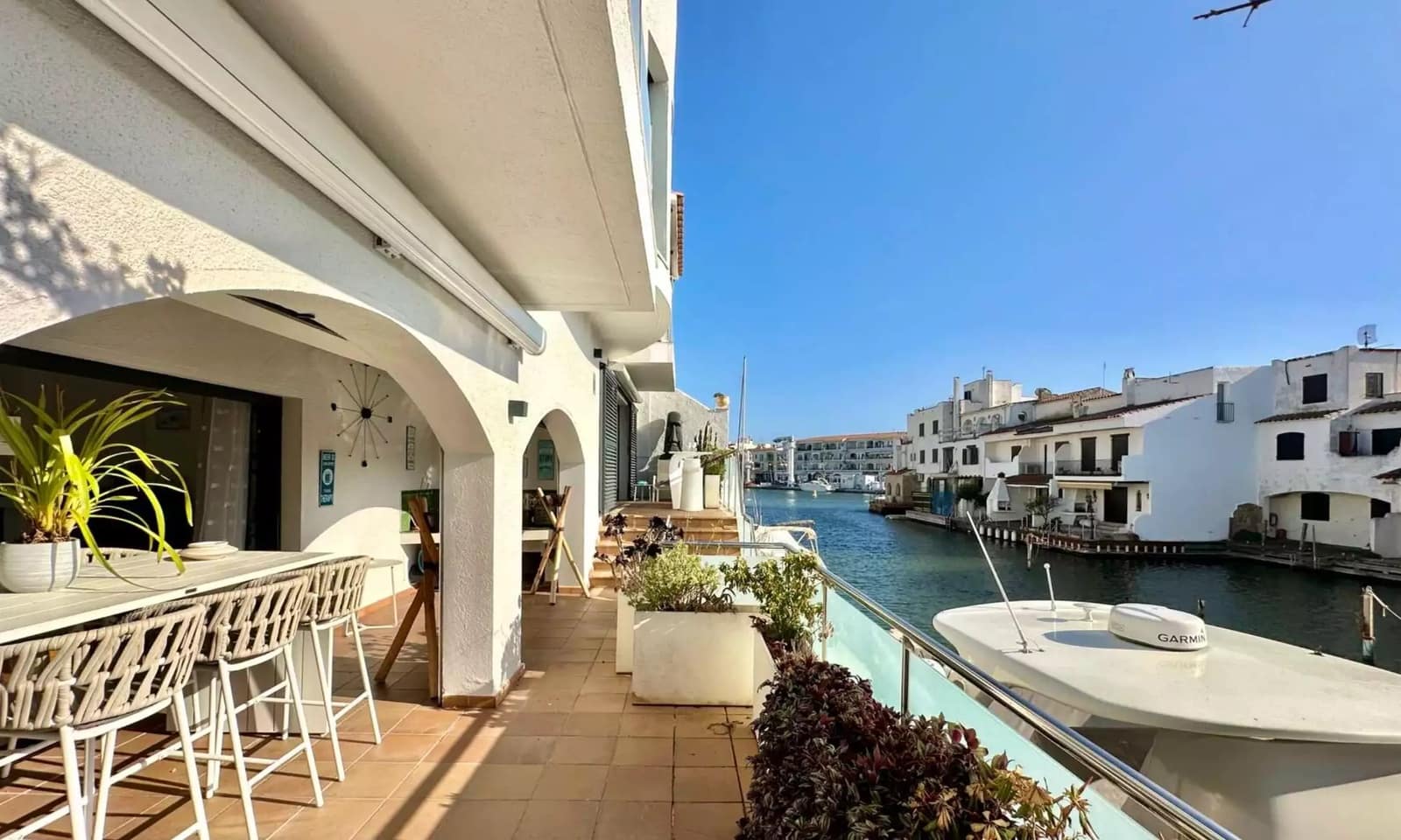 6 slaapkamer Villa te koop in Empuriabrava met zwembad garage - € 1.650.000 (Ref: 9859731)