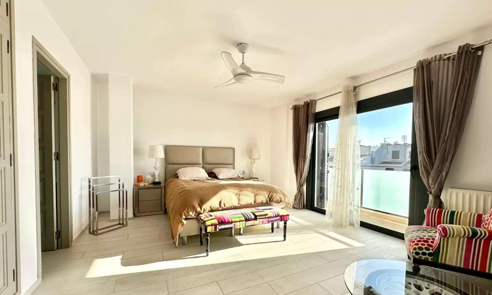 6 slaapkamer Villa te koop in Empuriabrava met zwembad garage - € 1.650.000 (Ref: 9859731)