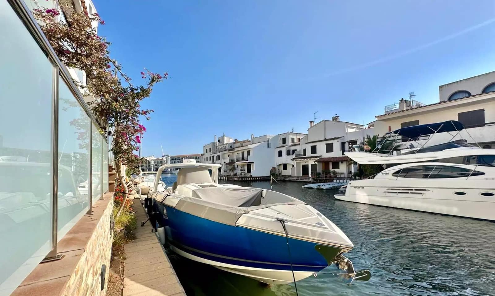 6 slaapkamer Villa te koop in Empuriabrava met zwembad garage - € 1.650.000 (Ref: 9859731)