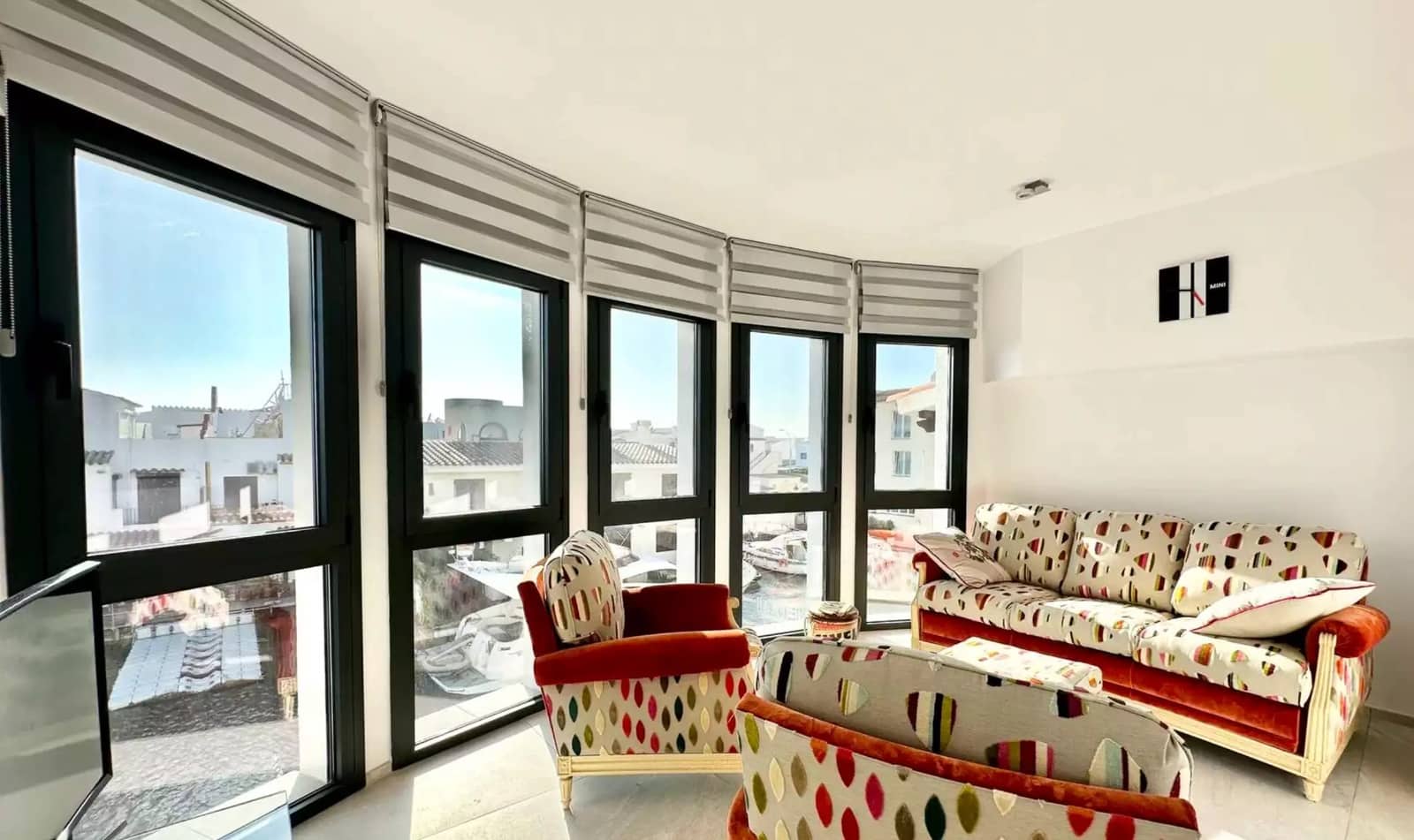 6 slaapkamer Villa te koop in Empuriabrava met zwembad garage - € 1.650.000 (Ref: 9859731)