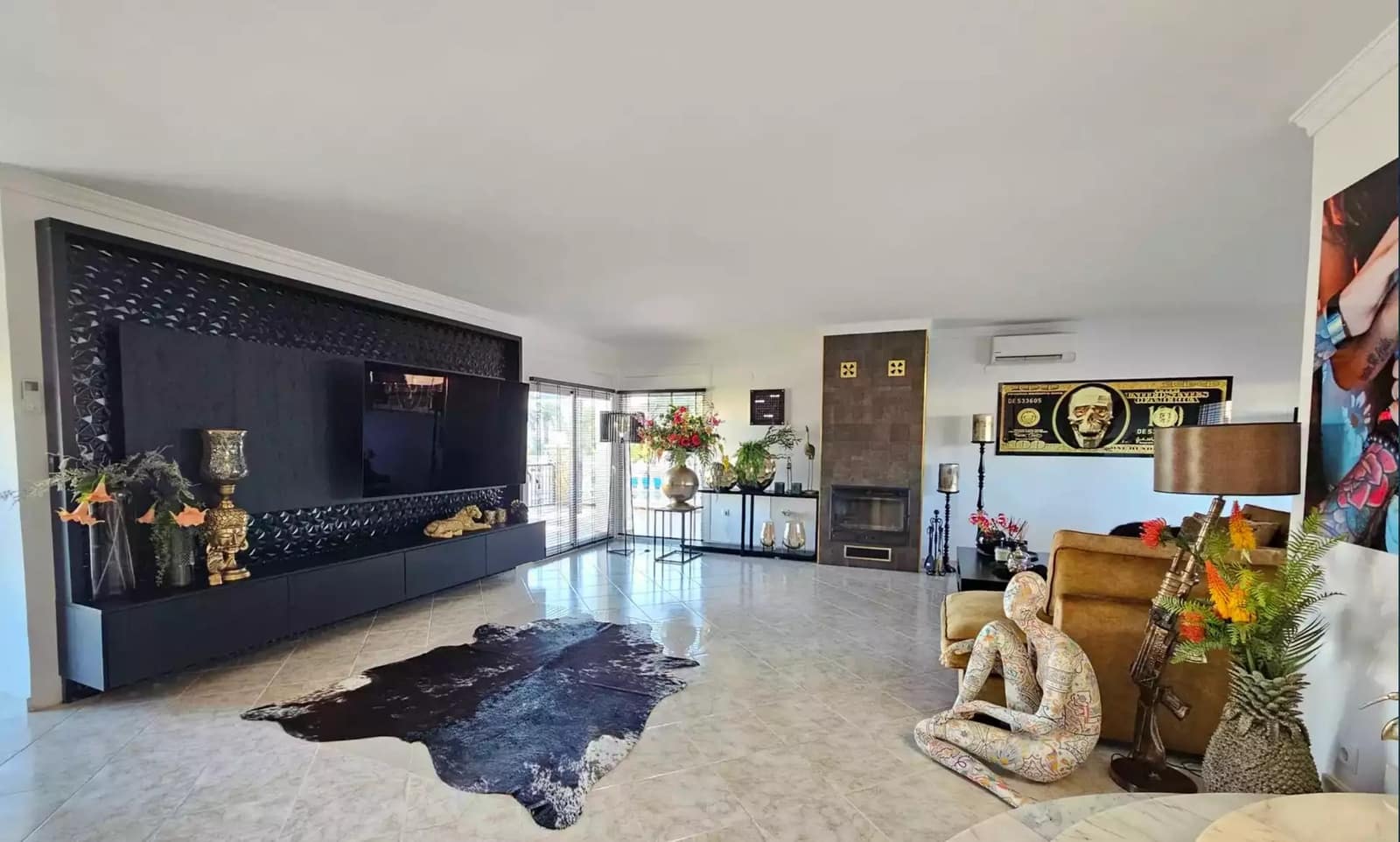 4 sypialnia Willa na sprzedaż w Empuriabrava z basenem garażem - 1 490 000 € (Ref: 9859732)