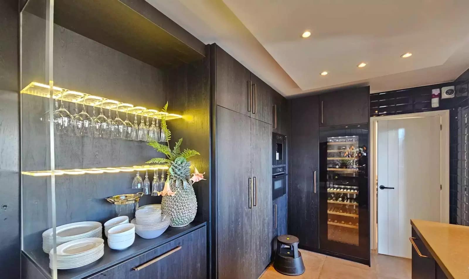 4 sypialnia Willa na sprzedaż w Empuriabrava z basenem garażem - 1 490 000 € (Ref: 9859732)