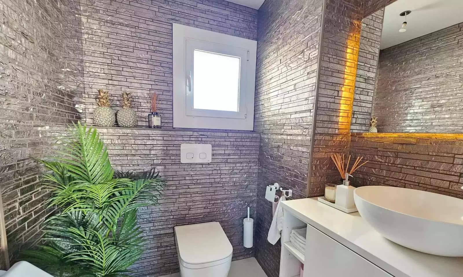 4 sypialnia Willa na sprzedaż w Empuriabrava z basenem garażem - 1 490 000 € (Ref: 9859732)