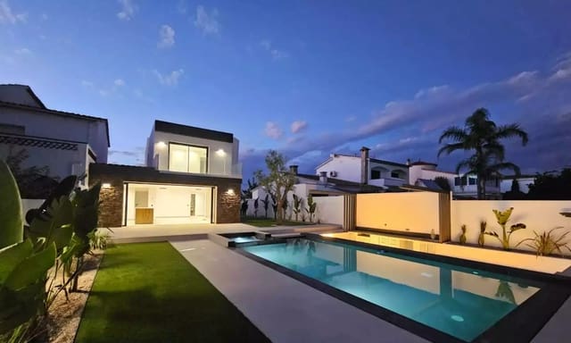 3 soveværelse Villa til salg i Empuriabrava, Castelló d'Empúries med swimmingpool garage - € 1.199.000 (Ref: 9861722)