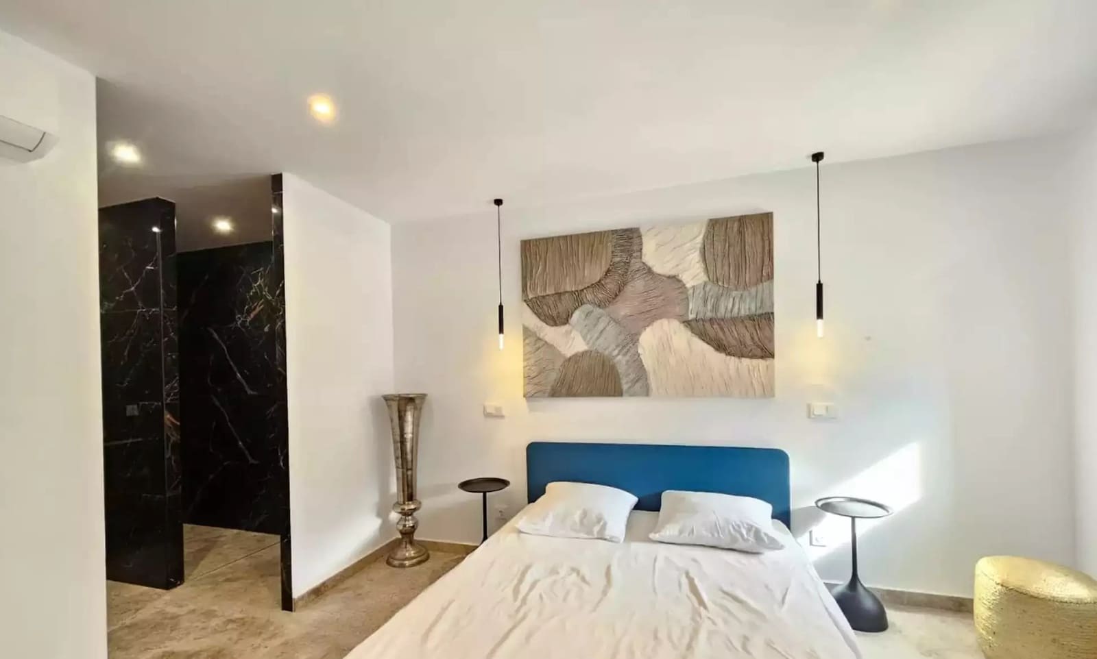Chalet de 3 habitaciones en Empuriabrava en venta con piscina garaje - 1.090.000 € (Ref: 9865022)