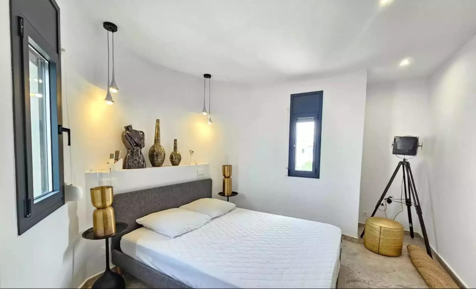 Chalet de 3 habitaciones en Empuriabrava en venta con piscina garaje - 1.090.000 € (Ref: 9865022)