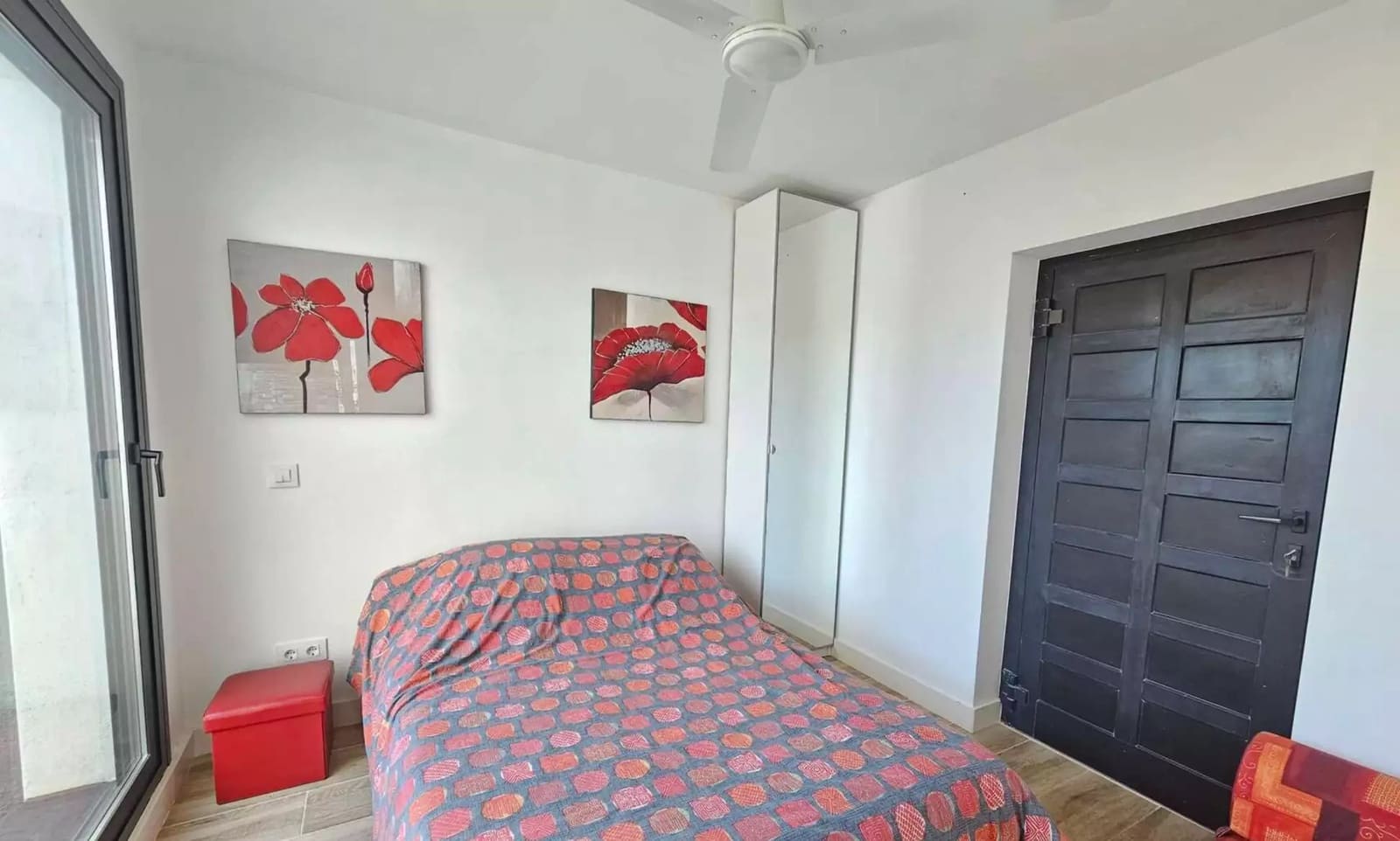 4 bedroom Villa for sale in Empuriabrava with pool garage - € 1,150,000 (Ref: 9865023)