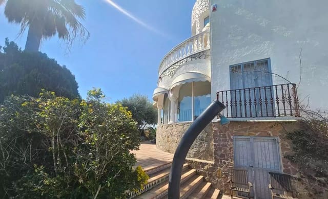 6 sypialnia Dom na sprzedaż w Empuriabrava, Castelló d'Empúries z garażem - 795 000 € (Ref: 9866817)