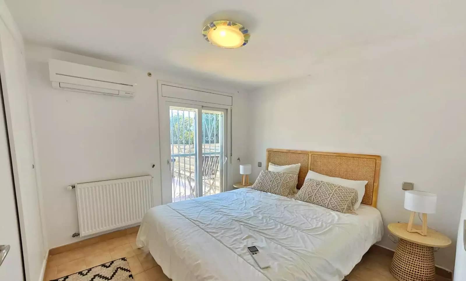 6 bedroom Townhouse for sale in Empuriabrava with garage - € 795,000 (Ref: 9866817)