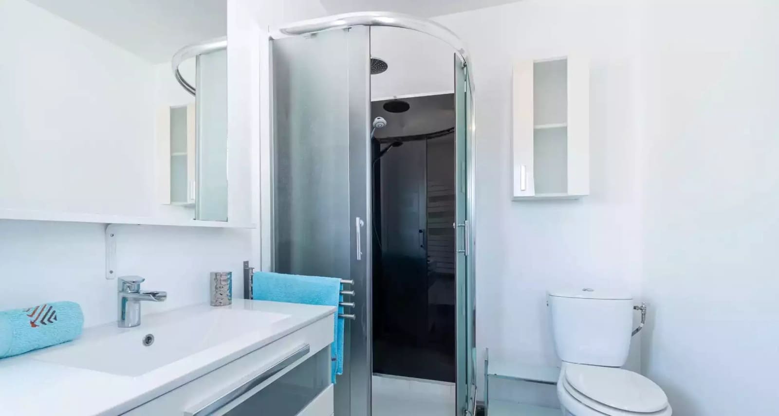 4 slaapkamer Villa te koop in Empuriabrava met zwembad garage - € 889.000 (Ref: 9866818)