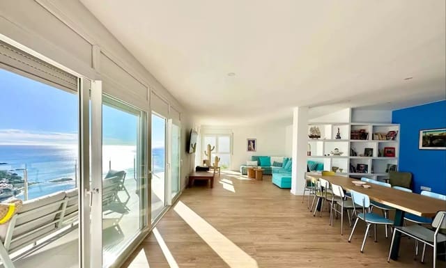 3 sovrum Villa till salu i Roses med pool garage - 1 200 000 € (Ref: 9873139)