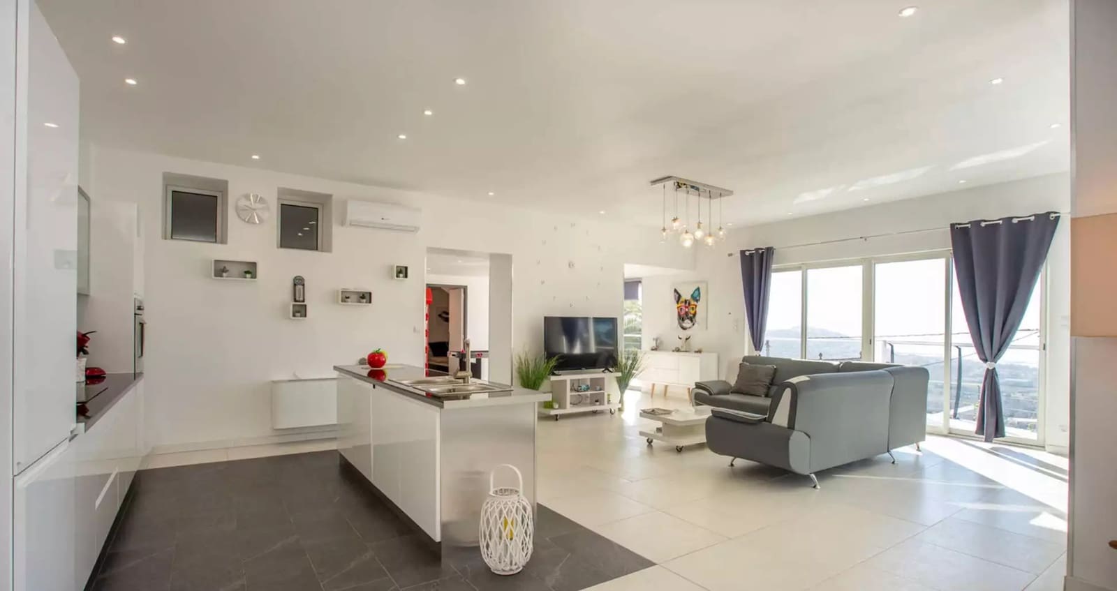 5 bedroom Villa for sale in El Mas Fumats with pool garage - € 860,000 (Ref: 9873140)
