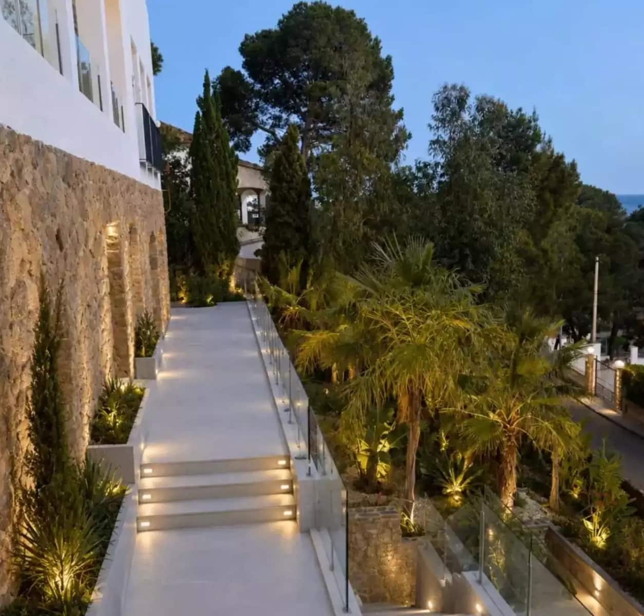 6 slaapkamer Villa te koop in Roses met zwembad garage - € 2.490.000 (Ref: 9873141)