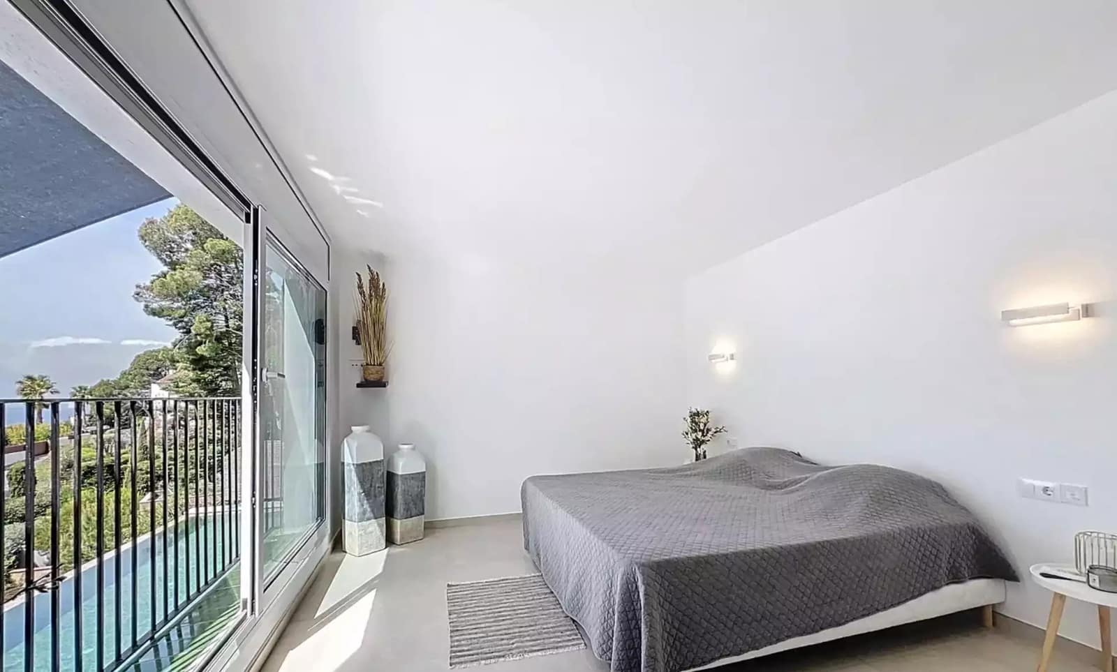 6 slaapkamer Villa te koop in Roses met zwembad garage - € 2.490.000 (Ref: 9873141)