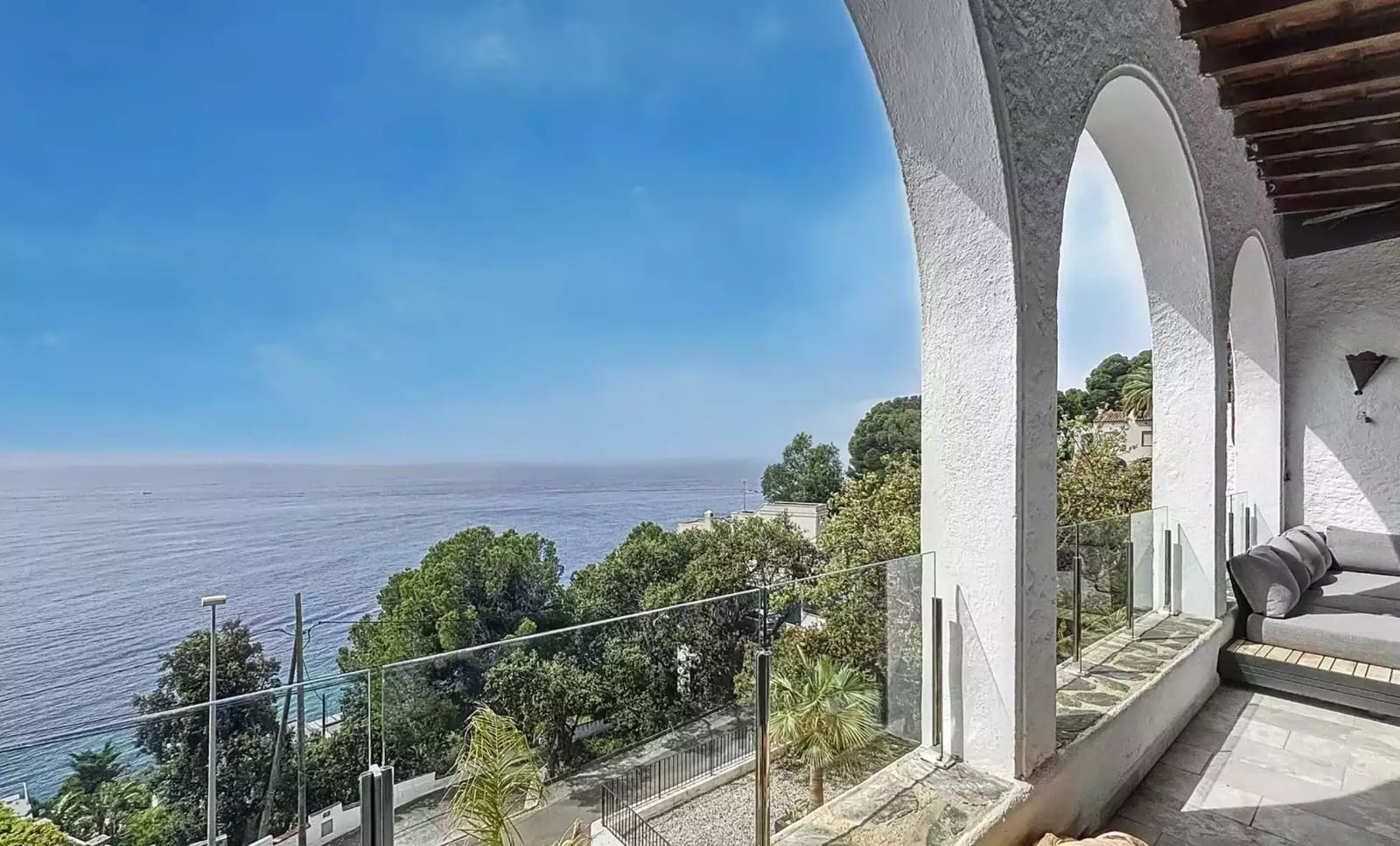 6 slaapkamer Villa te koop in Roses met zwembad garage - € 2.490.000 (Ref: 9873141)