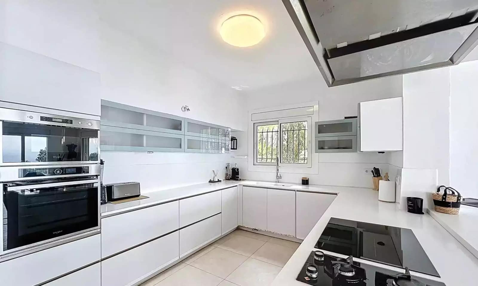 6 slaapkamer Villa te koop in Roses met zwembad garage - € 2.490.000 (Ref: 9873141)