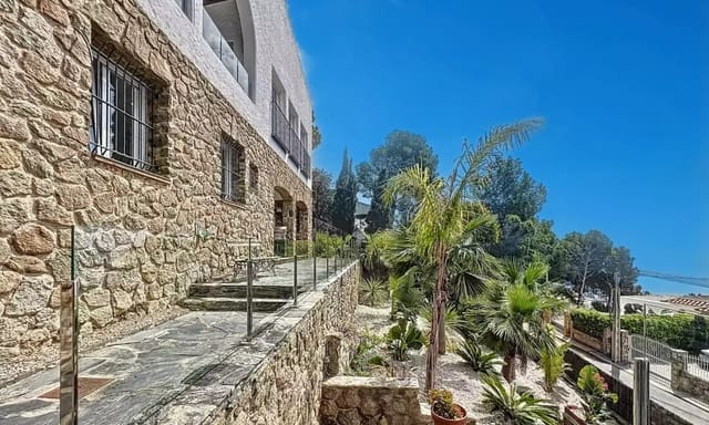 6 soveværelse Villa til salg i Roses med swimmingpool garage - € 2.490.000 (Ref: 9873141)