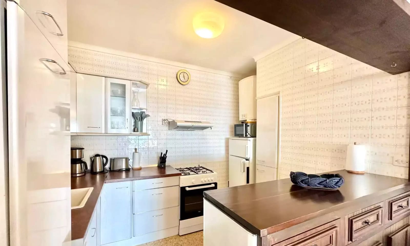 2 bedroom Flat for sale in Roses with garage - € 440,000 (Ref: 9875923)