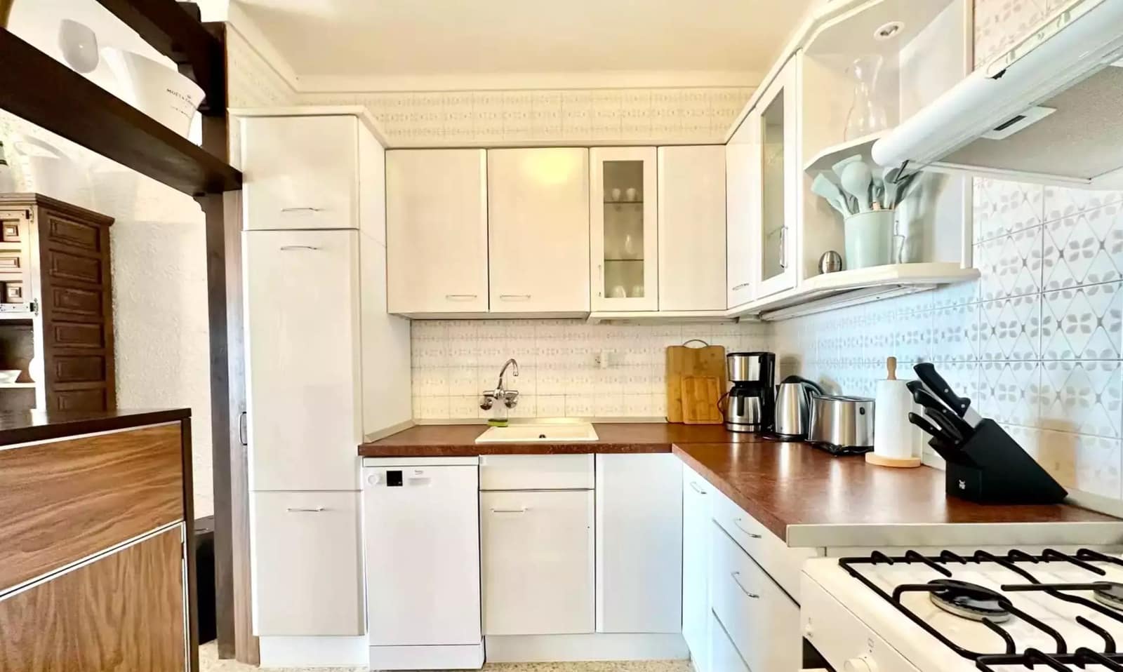 2 bedroom Flat for sale in Roses with garage - € 440,000 (Ref: 9875923)
