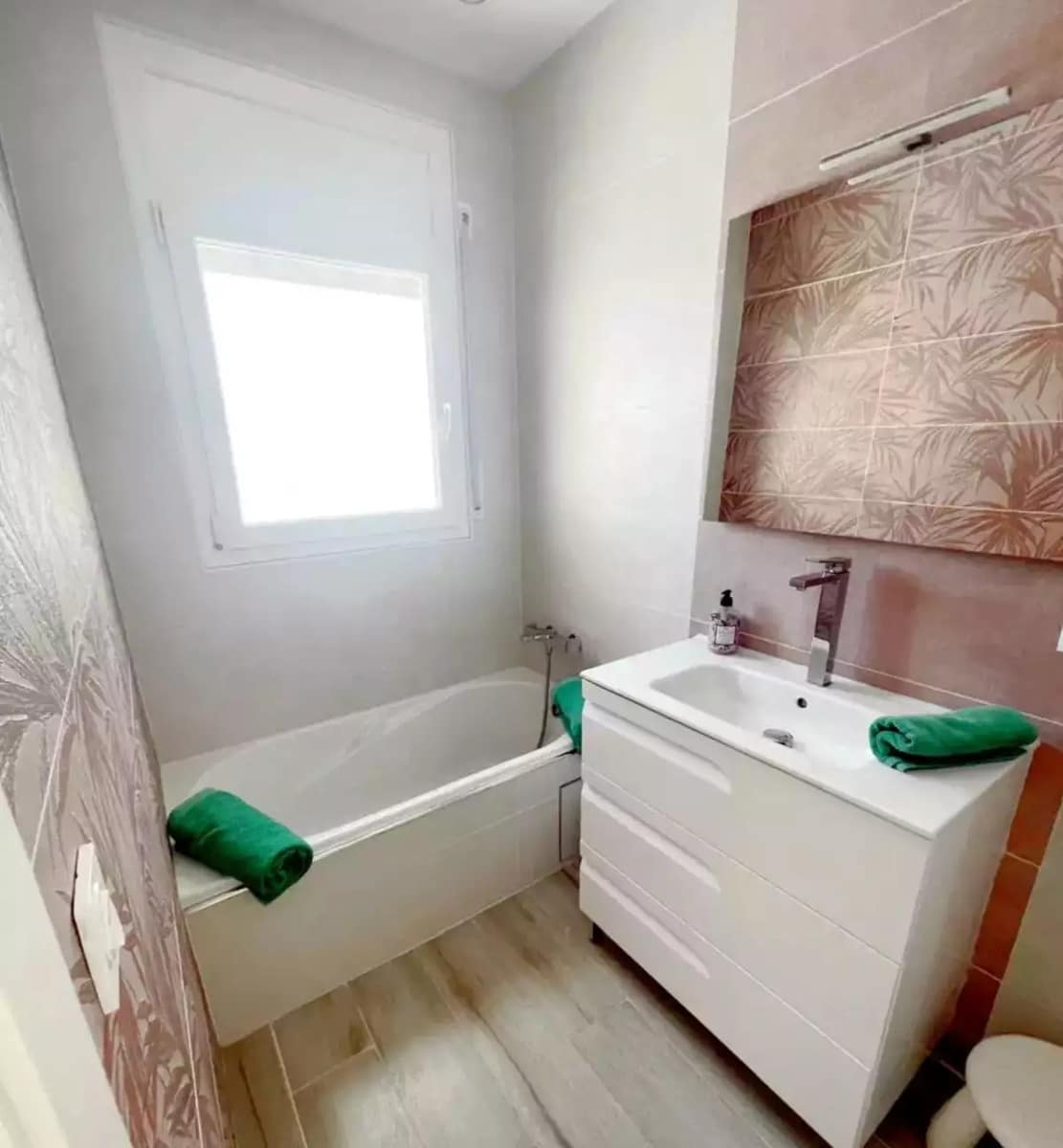 3 bedroom Townhouse for sale in Empuriabrava with garage - € 549,000 (Ref: 9875925)