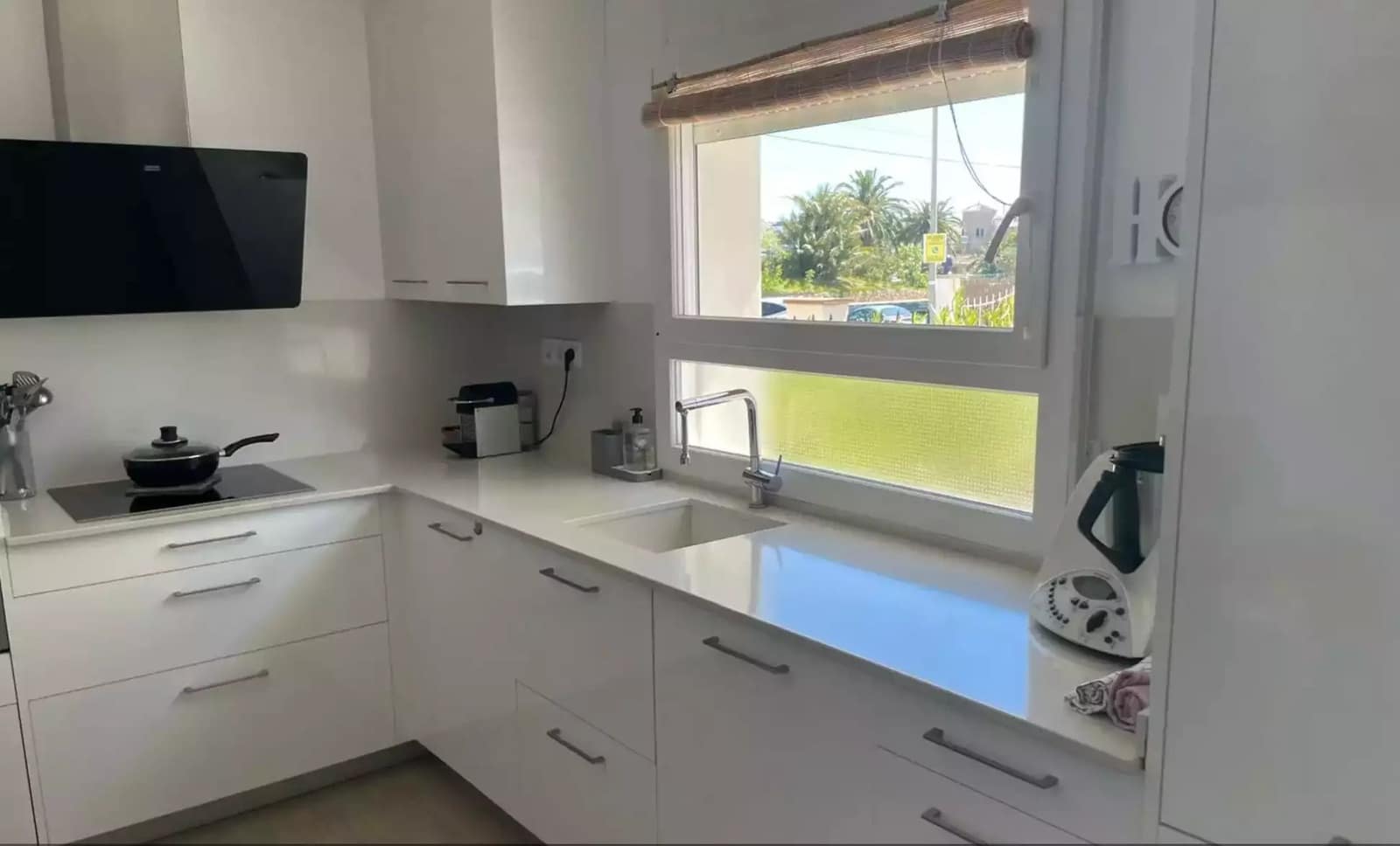 3 bedroom Townhouse for sale in Empuriabrava with garage - € 549,000 (Ref: 9875925)