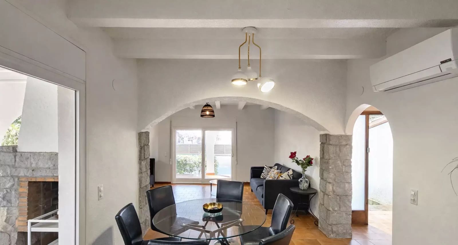 3 bedroom Villa for sale in Empuriabrava with garage - € 550,000 (Ref: 9875926)