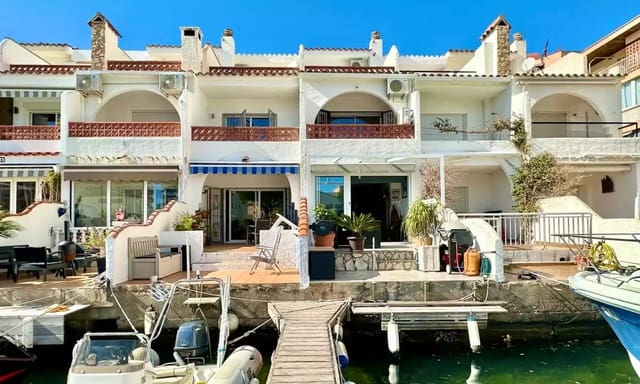 3 slaapkamer Huis te koop in Santa Margarida, Roses met garage - € 460.000 (Ref: 9875927)