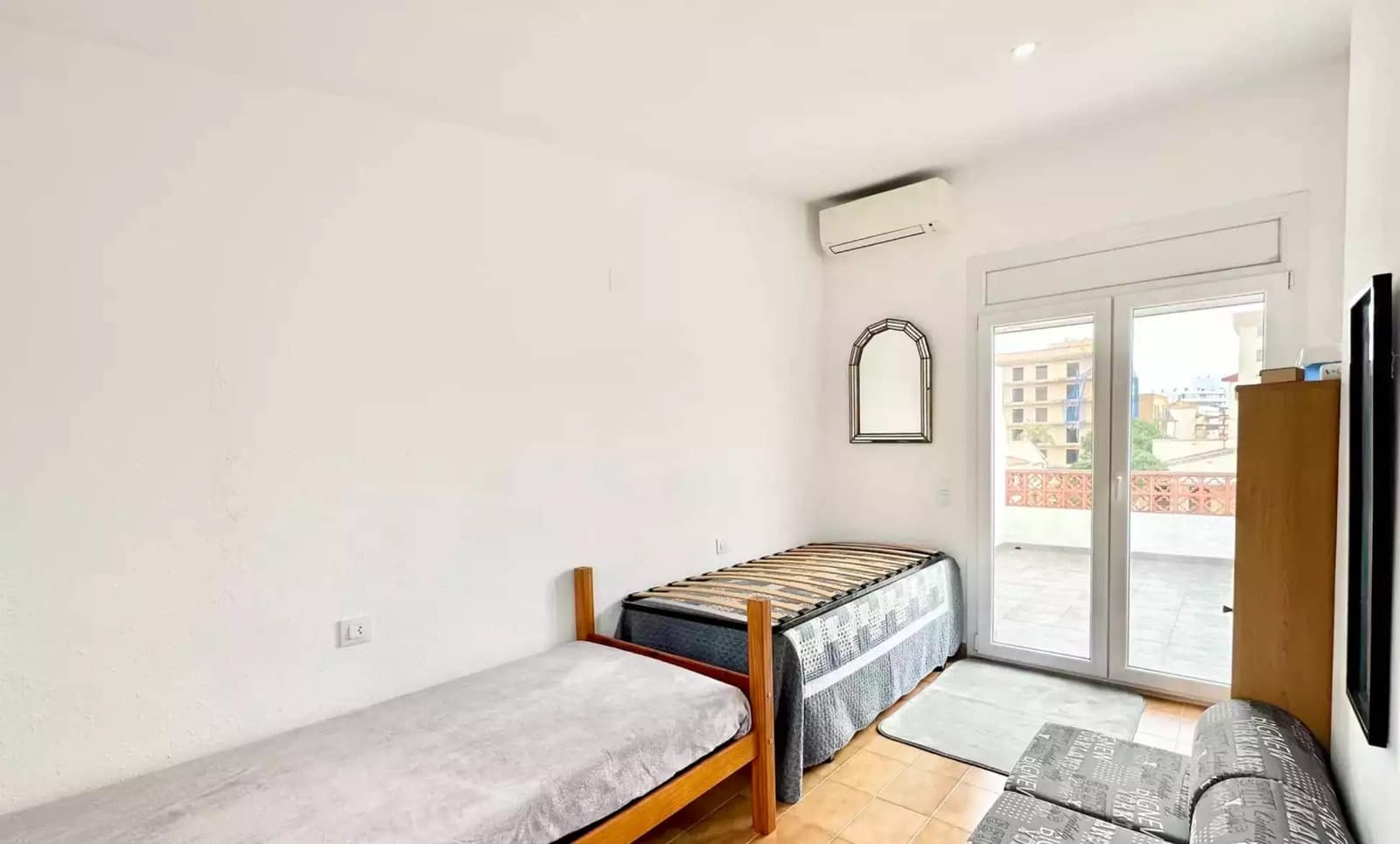 3 bedroom Townhouse for sale in Santa Margarida with garage - € 460,000 (Ref: 9875927)