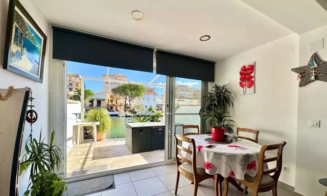 3 slaapkamer Huis te koop in Santa Margarida, Roses met garage - € 460.000 (Ref: 9875927)