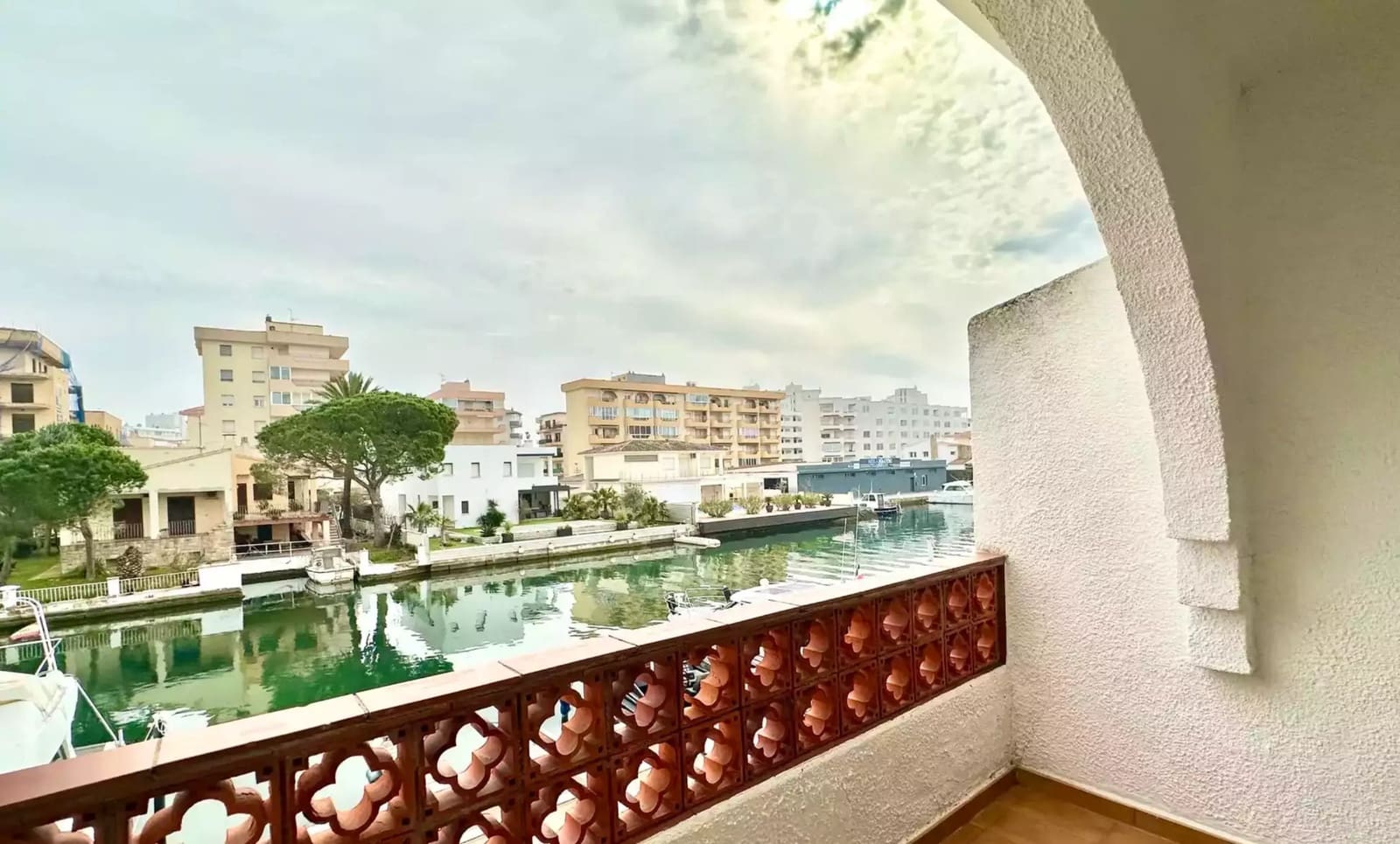 3 bedroom Townhouse for sale in Santa Margarida with garage - € 460,000 (Ref: 9875927)