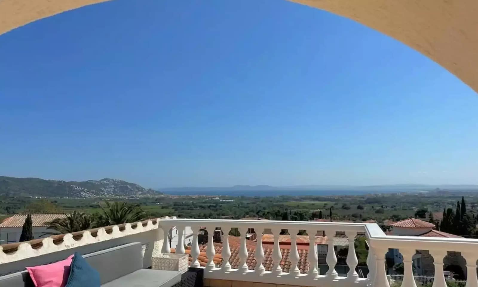 3 bedroom Villa for sale in El Mas Fumats with pool garage - € 825,000 (Ref: 9875928)